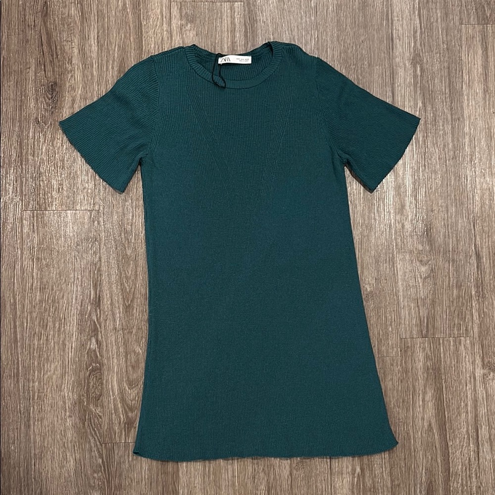 Emerald green ribbed Zara dress
